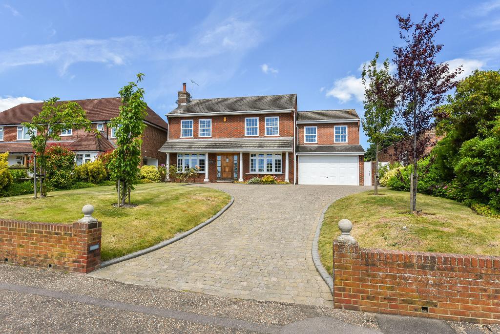 Goring Road, Steyning, West Sussex, BN44 3GF
