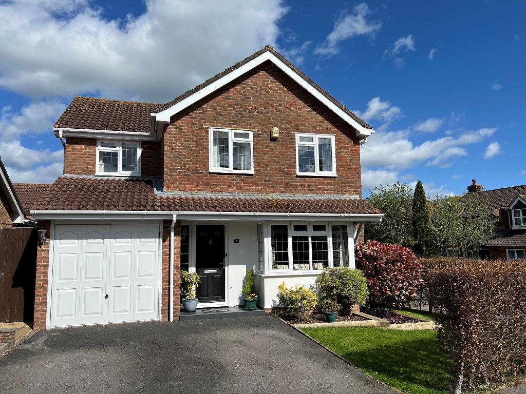 Canons Way, Steyning, West Sussex, BN44 3SS